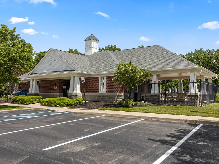 12683 White Chapel Cir — Photo 44