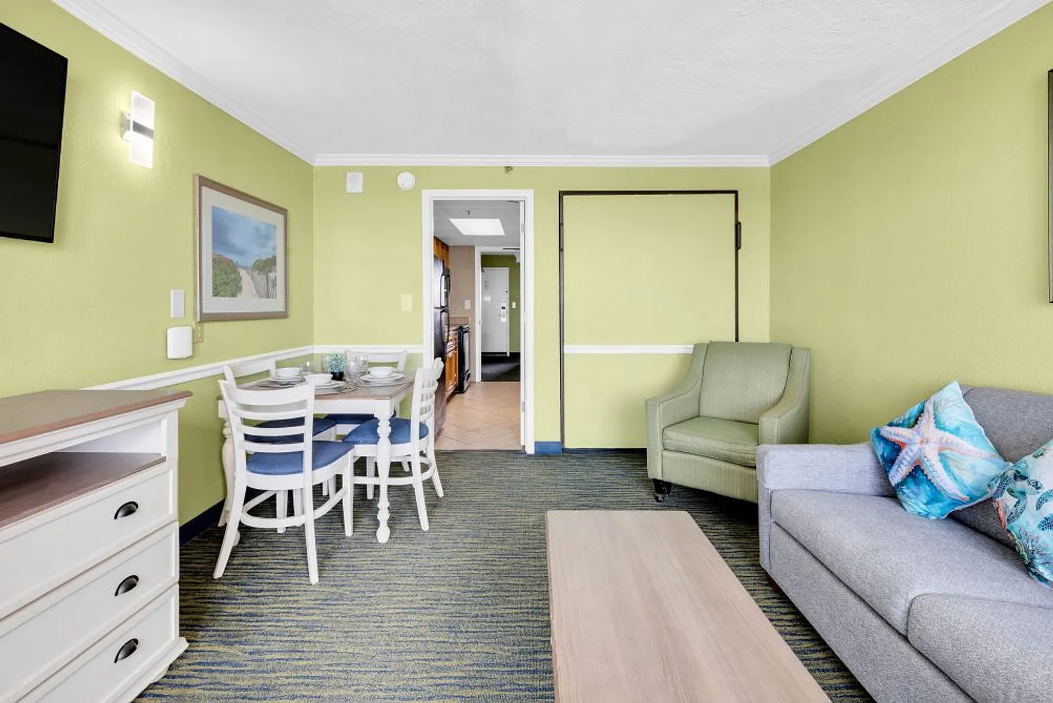 Studio, 1.0 bath, 548 sqft, $2,704 — Photo 3