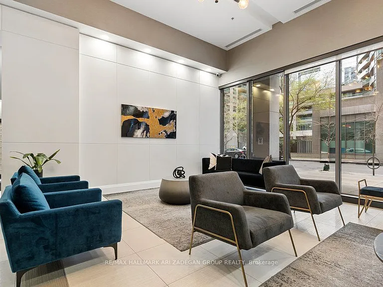 19 Grand Trunk Cres #3108 — Photo 25
