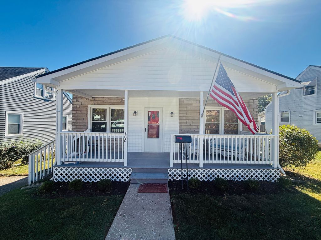 202 Boston Dr - Property Image