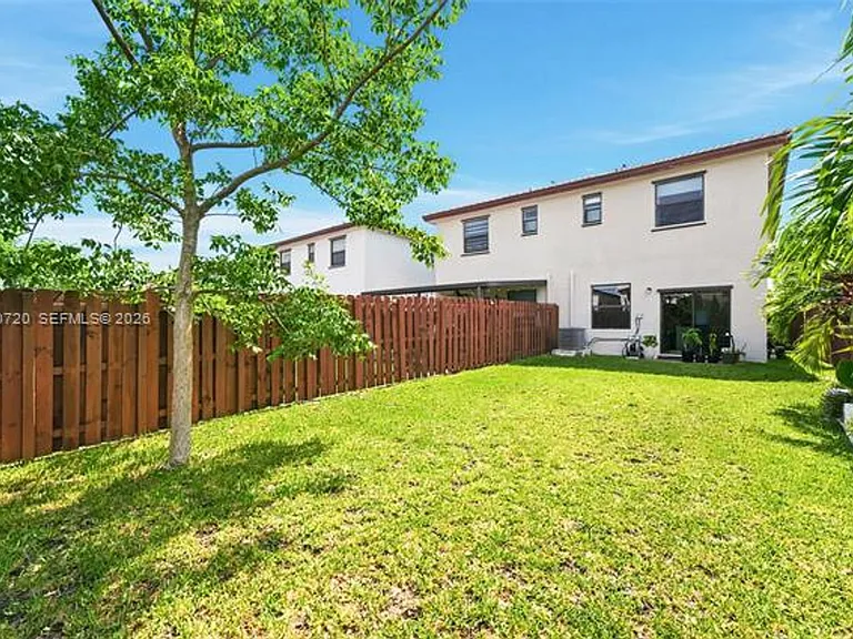 25540 SW 108th Ave — Photo 24