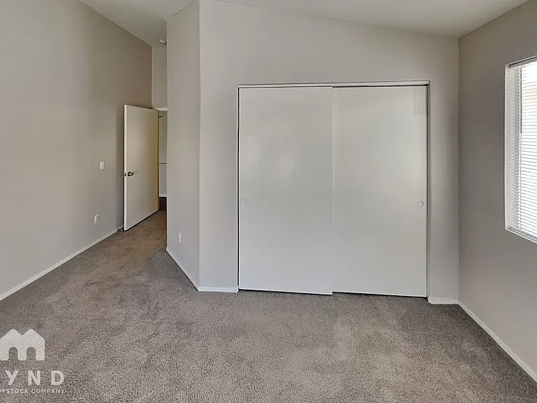2858 Mount Hope Dr — Photo 8