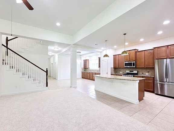 2nd image of 4426 Pine Hollow Trce