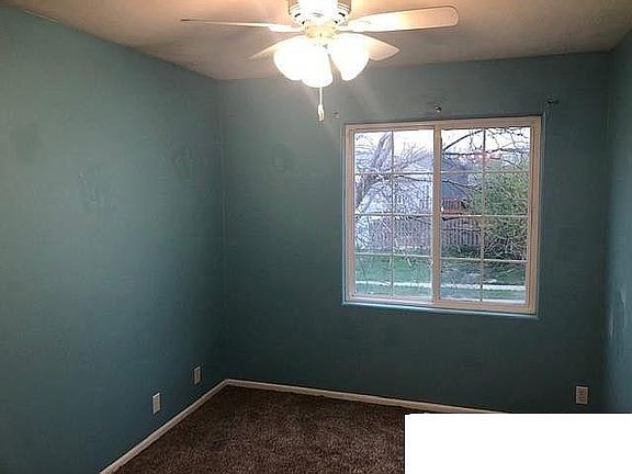 2nd image of 5315 S 190th St