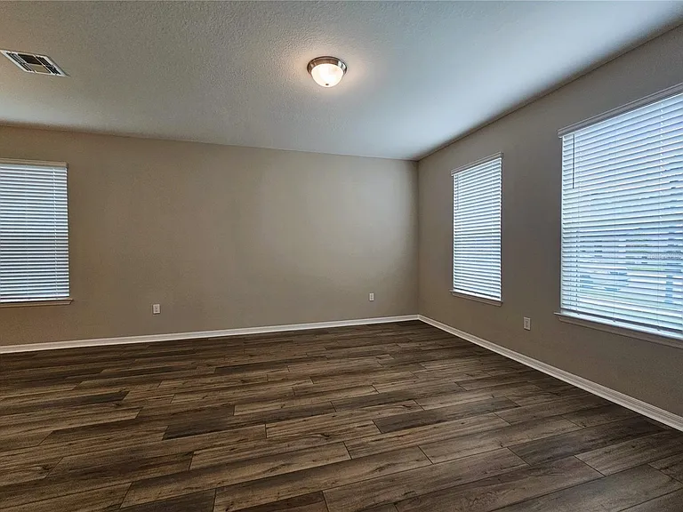 14387 Braemar St — Photo 3