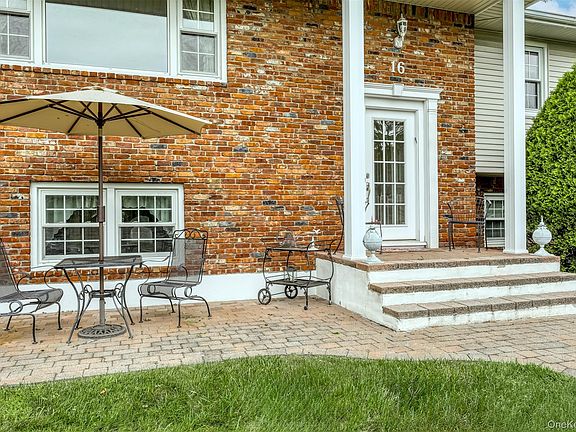 3rd image of 16 Ferndale Road