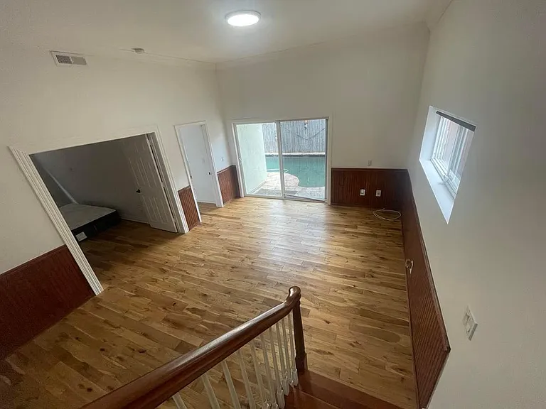 3550 Wawona Dr — Photo 8