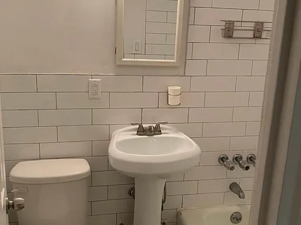 417 East 82nd Street image 3 of 4
