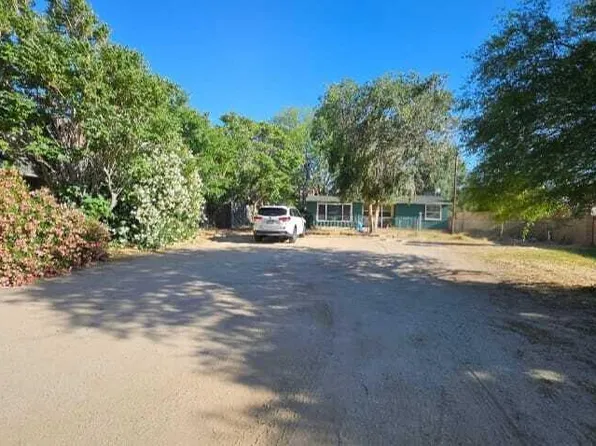 5042 W Avenue L12, Lancaster, CA 93536