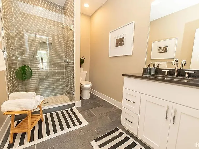 1550 S Piazza Dr — Photo 2