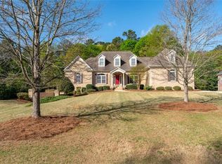 196 Saint Andrews Ct, Social Circle, GA 30025