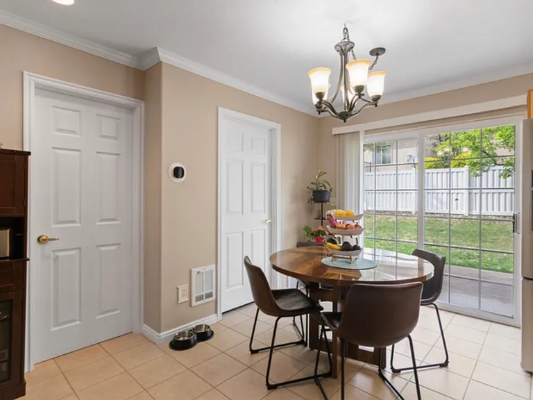1546 W Compass Point Ln #2B — Photo 9