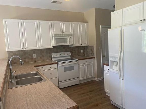 5th image of 528 Mirramont Pl