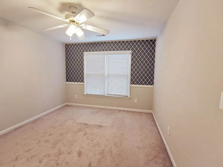 715 Morning Creek Ln — Photo 24