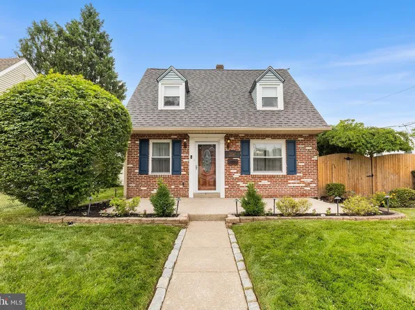 2747 Springhill Rd, Secane, PA 19018