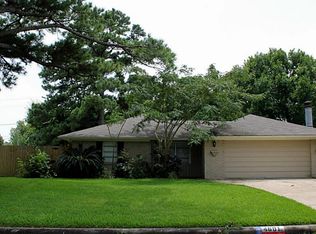 4601 Chrystell Ln, Houston, TX 77092