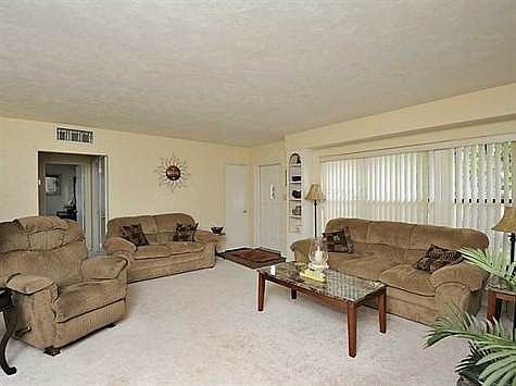 3rd image of 32118 Bluegill Dr