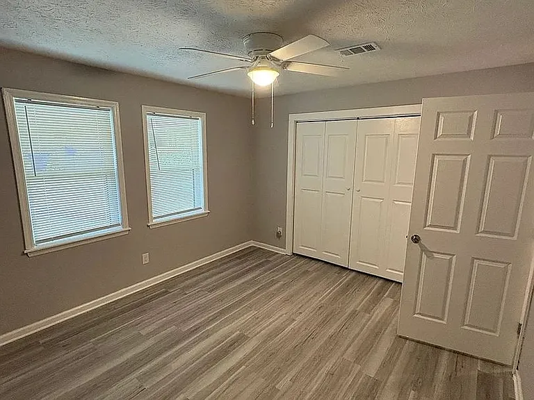 1637 Pinedale Cir NW — Photo 7