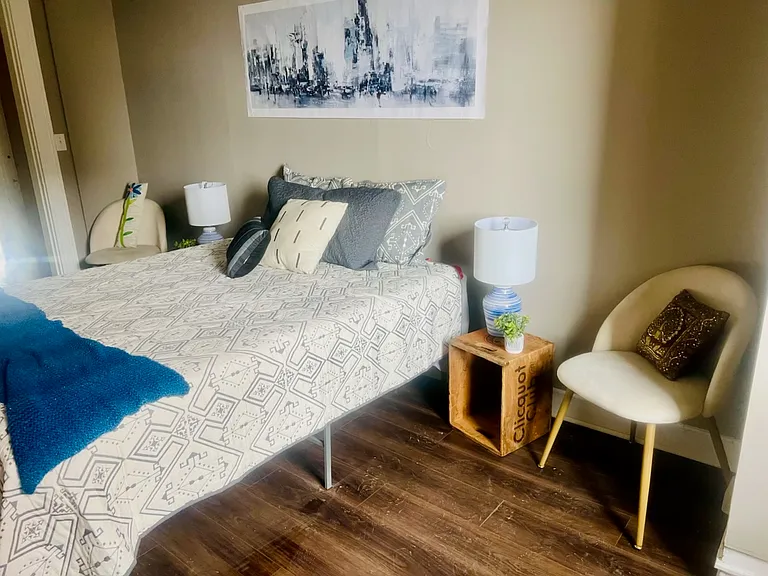 479 Main St #4 — Photo 17