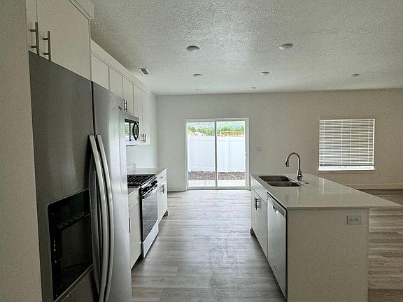 Kitchen coming in from the garage