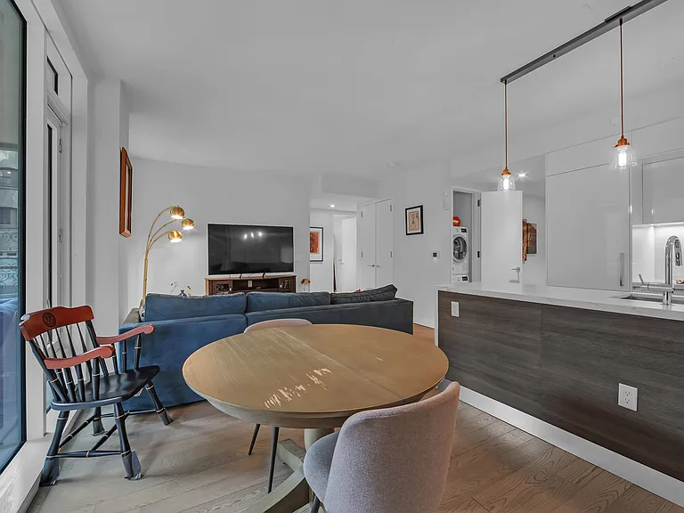 505 W 43rd St #3M — Photo 7