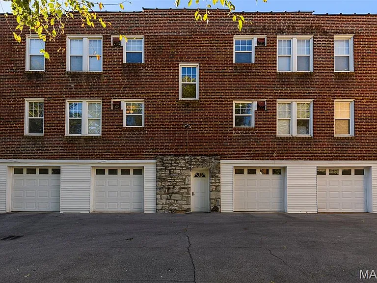 7331 Forsyth Blvd #1E — Photo 18