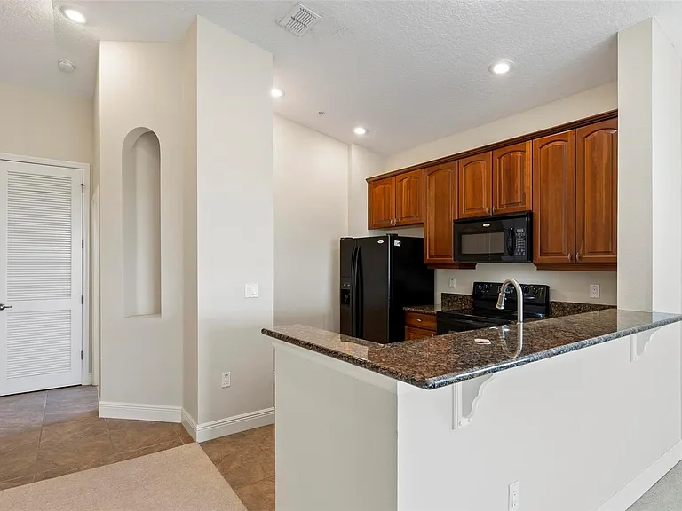 35 Riverview Bnd S #1841 — Photo 24