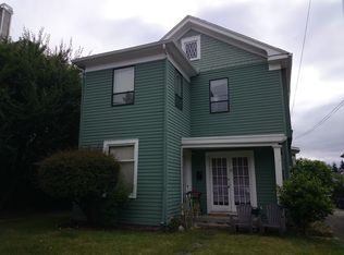 4136 Woodland Park Ave N, Seattle, WA 98103