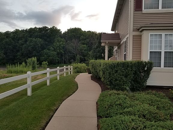 Wrap around side walk