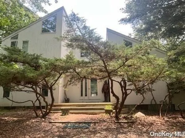 12 N Woods Lane, East Hampton, NY 11937
