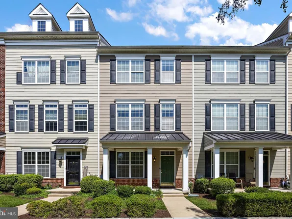 1079 Worth Ln, Claymont, DE 19703