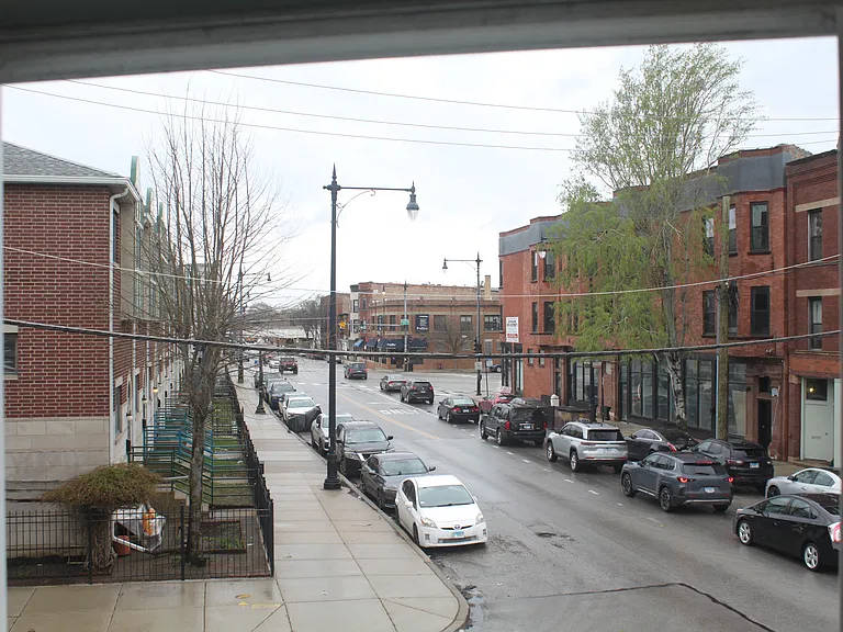 2025 W 35th St #2F — Photo 20