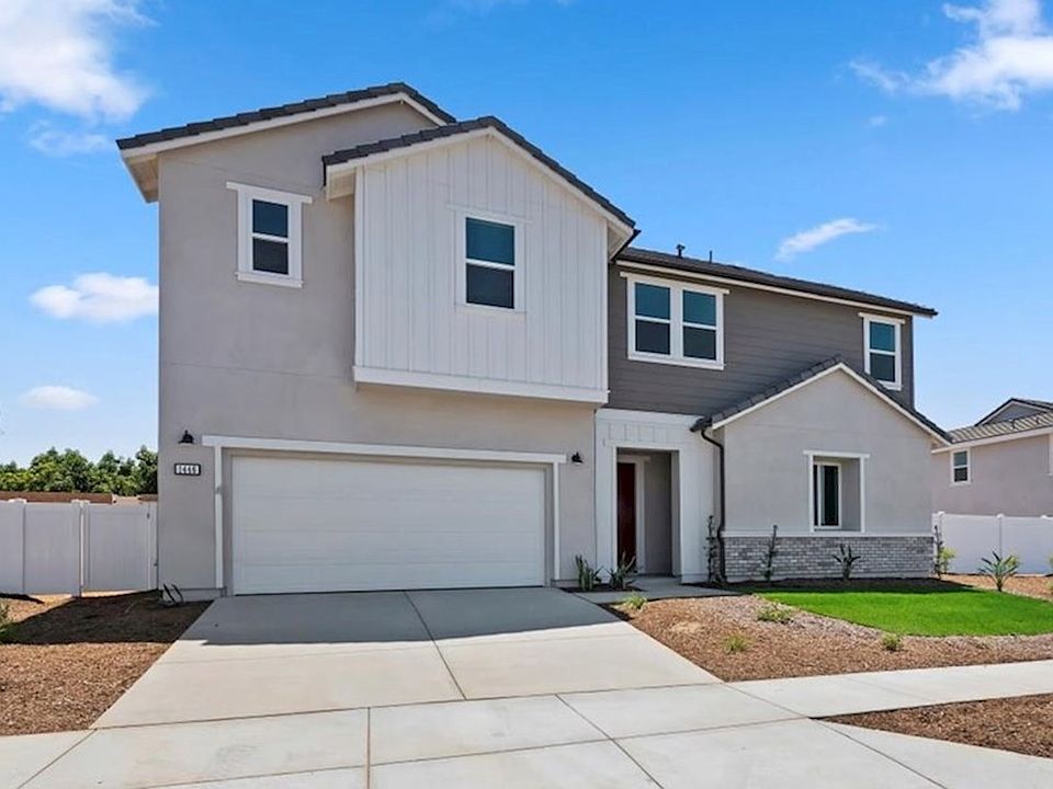 Farmhouse U Elevation