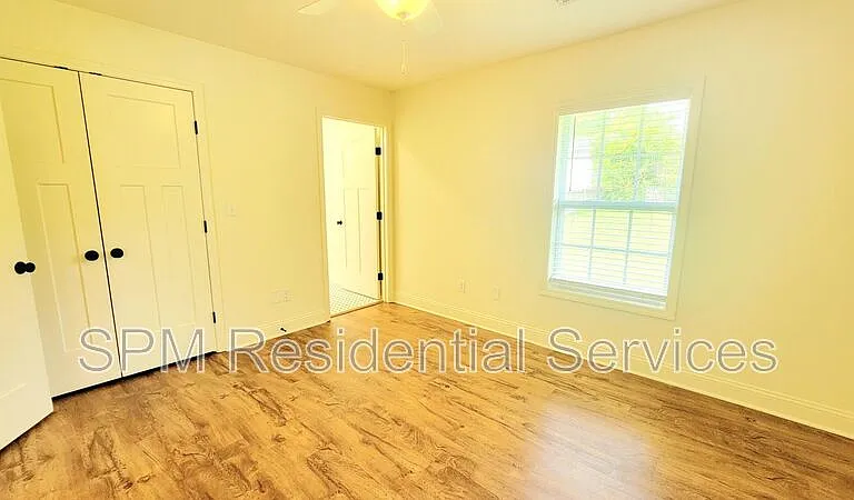 239 N Wallace Ave — Photo 13