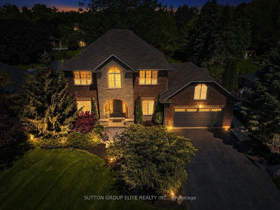 1st image of 11 Elderberry Ln