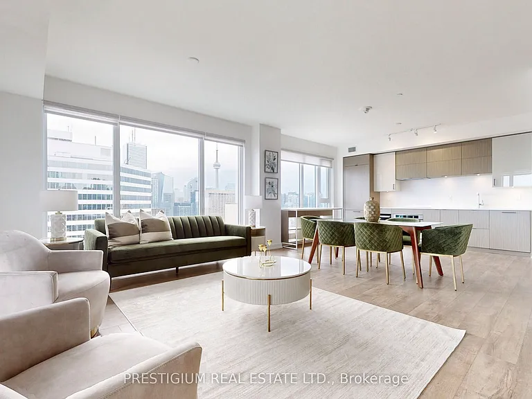 20 Edward St #Penthouse 02 — Photo 3