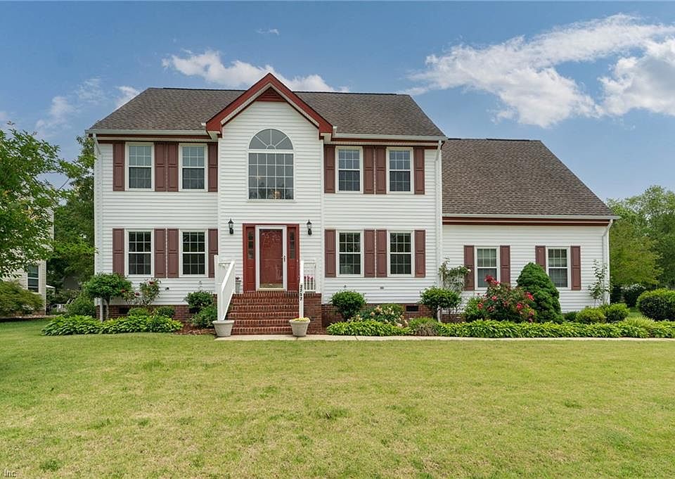 Welcome to 2757 Christopher Farms Drive!
