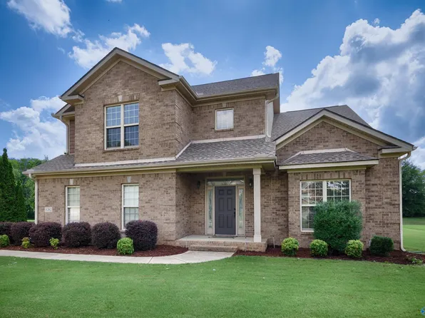 16382 Evarard Cir NW, Harvest, AL 35749