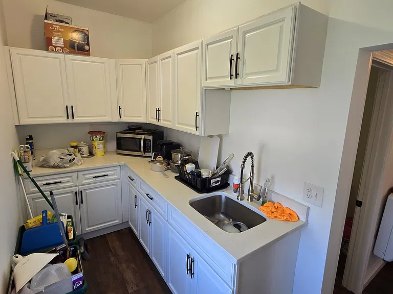 38 Fox St #3 — Photo 10