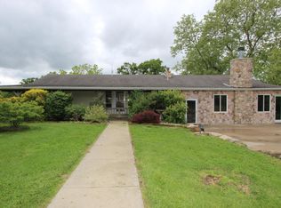 947 Corner Stone Rd, Seymour, MO 65746