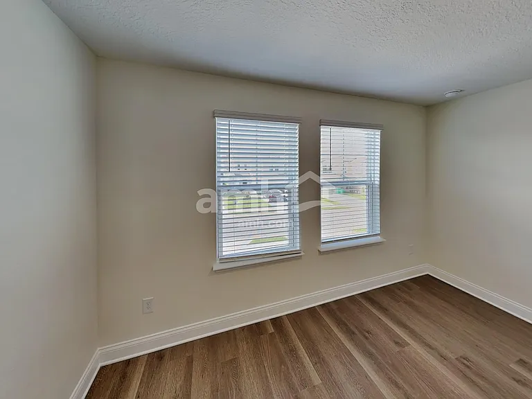 952 Grafton Ridge Dr — Photo 19