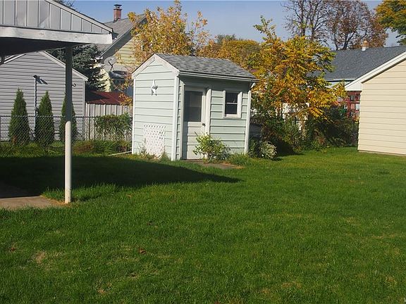 4th image of 134 12th Ave