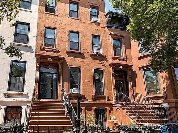 2nd image of 887 Lafayette Ave APT 1B