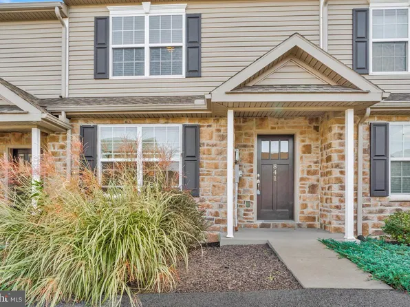 841 Gregs Dr, Harrisburg, PA 17111