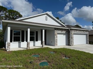 894 Aachen Ave NW, Palm Bay, FL 32907