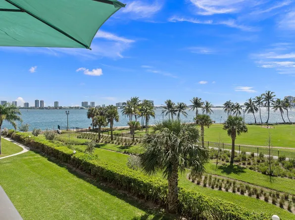801 S Lake Shore Drive #312, Lake Park, FL 33403
