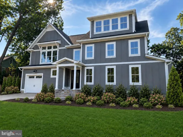 8100 Wingfield Pl, Alexandria, VA 22308