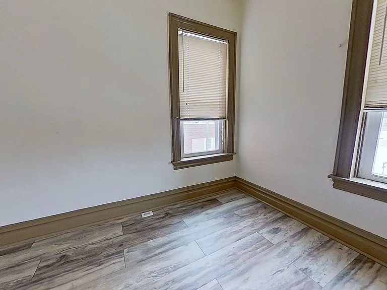 17 Park Ave — Photo 6