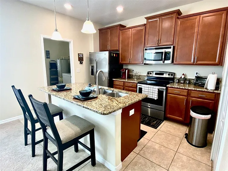 12802 Strode Ln — Photo 5