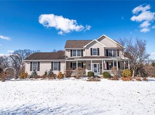 50 Thoroughbred Ct, Bangor, PA 18013